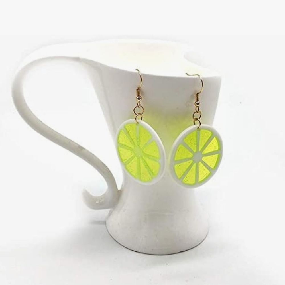 🔹️NIB Green Lime Slice Lightweight Dangling Earrings